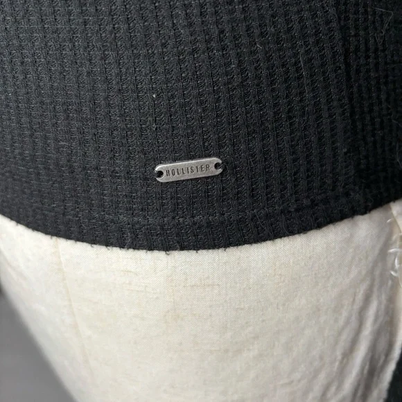 Hollister Crop Crossover Waffle Top - Picture 4 of 6